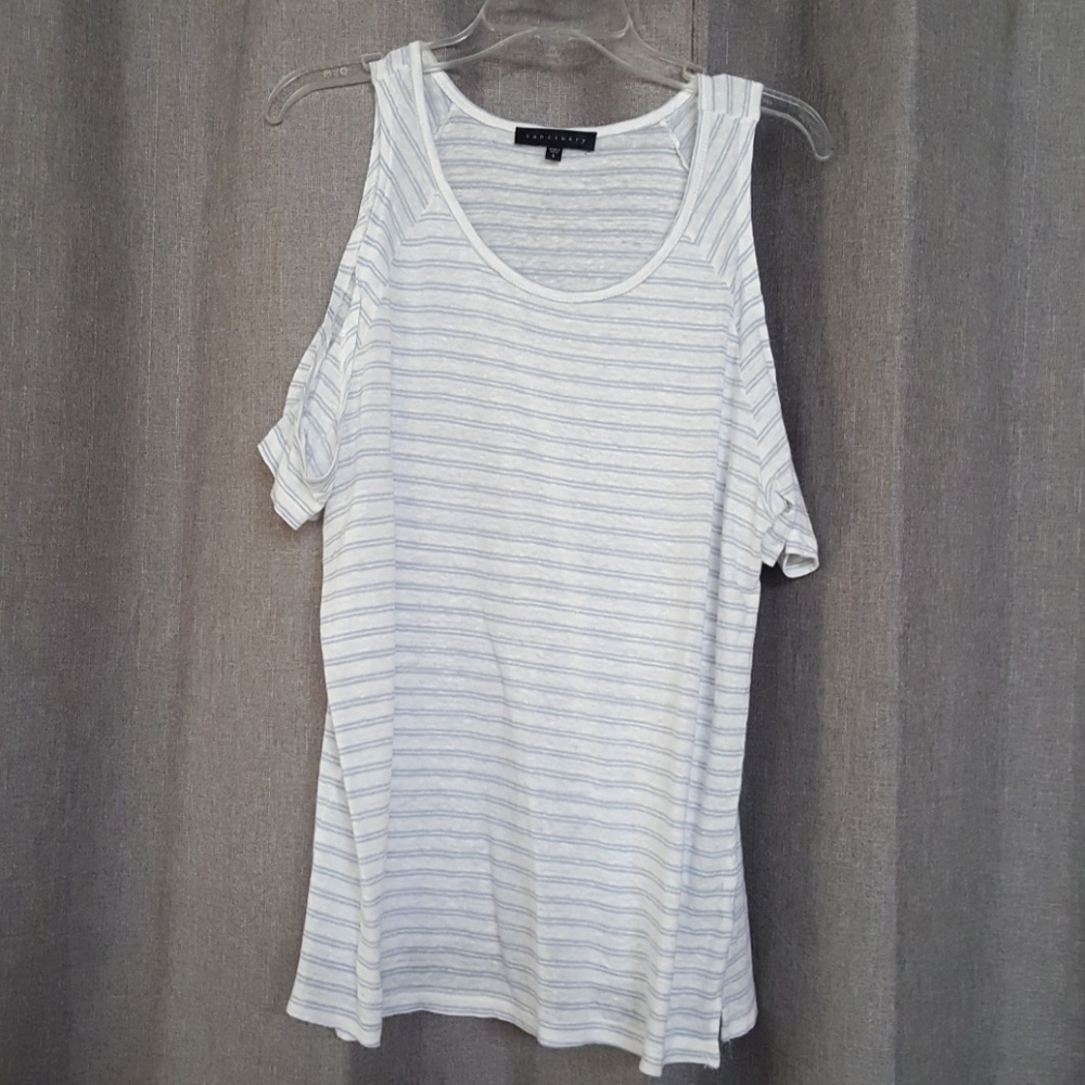 100% linen peek-a-boo sleeve blouse